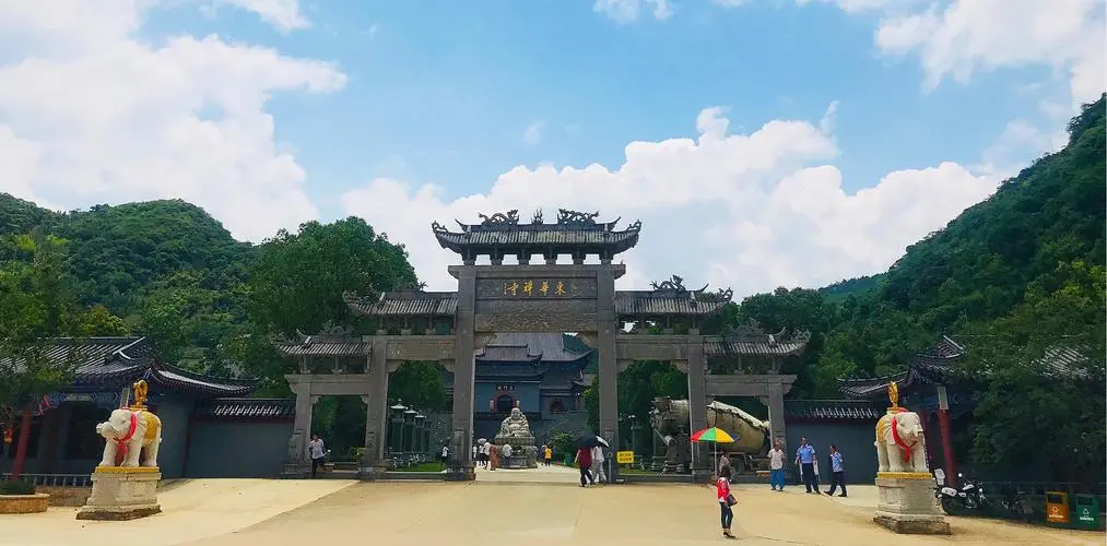 電線電纜生產廠家粵佳信公司助力東華禪寺項目建設