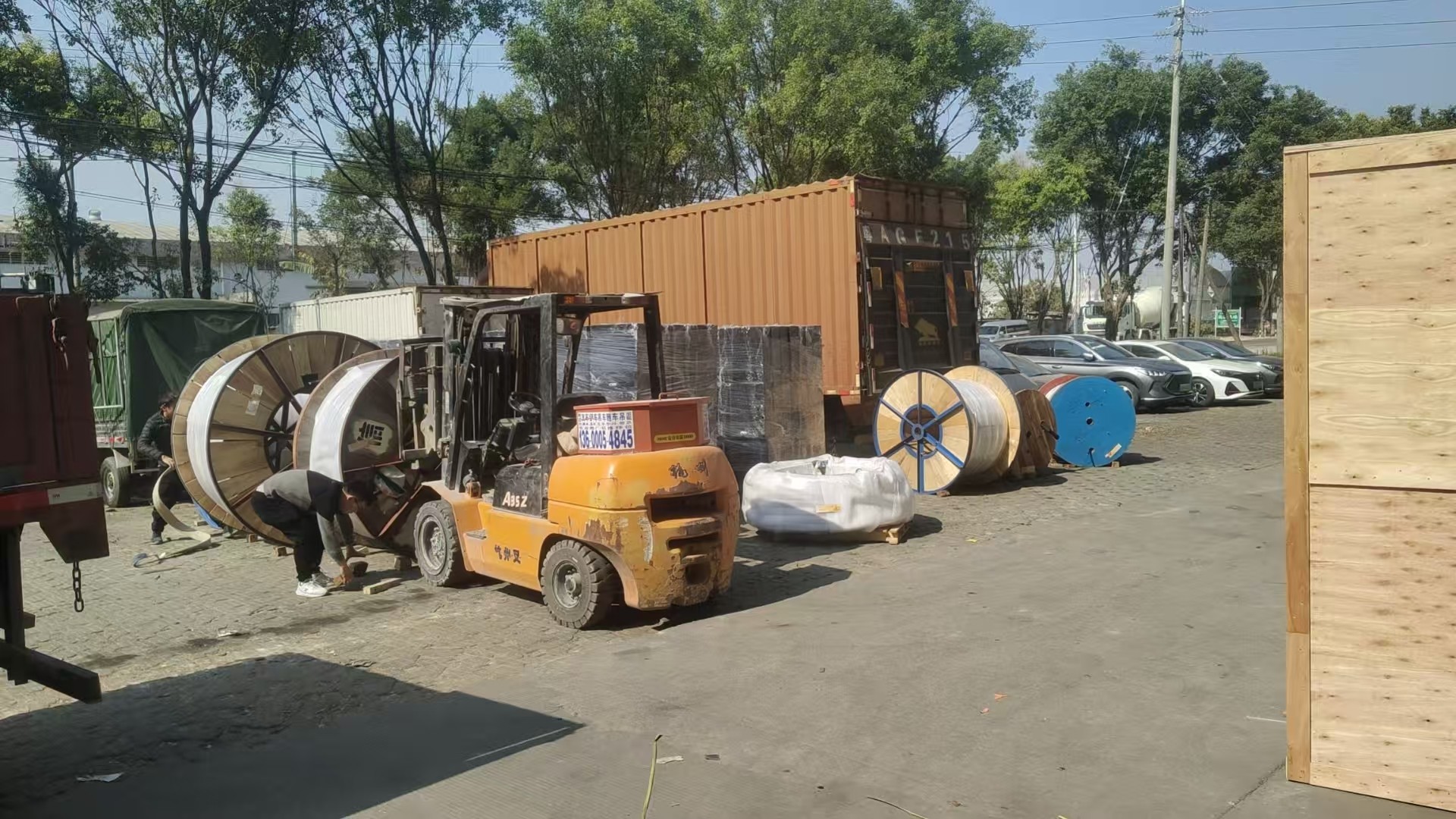 海外拓展新突破~粵佳信公司電纜產(chǎn)品出口非洲幾內(nèi)亞！